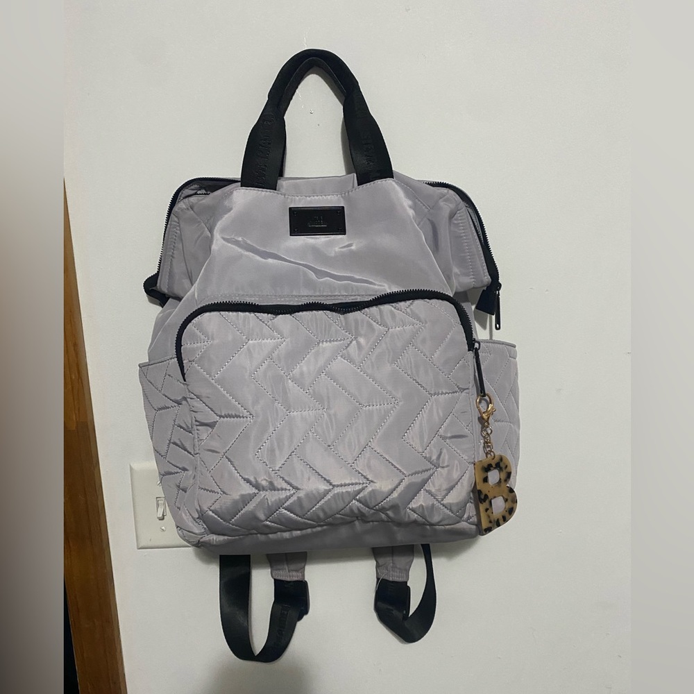 🩶 Steve Madden Backpack!